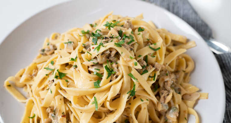 Fresh Fettuccine and Clams