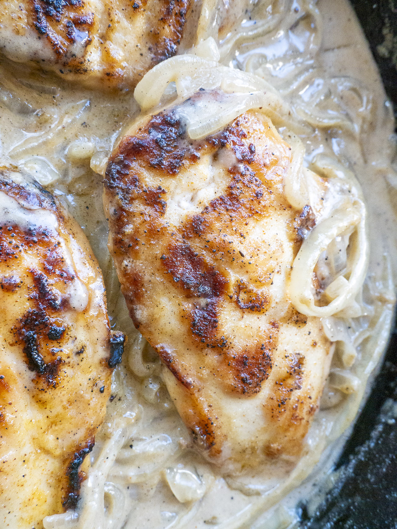 Smothered Chicken Recipe (with Creamy Onion Gravy)