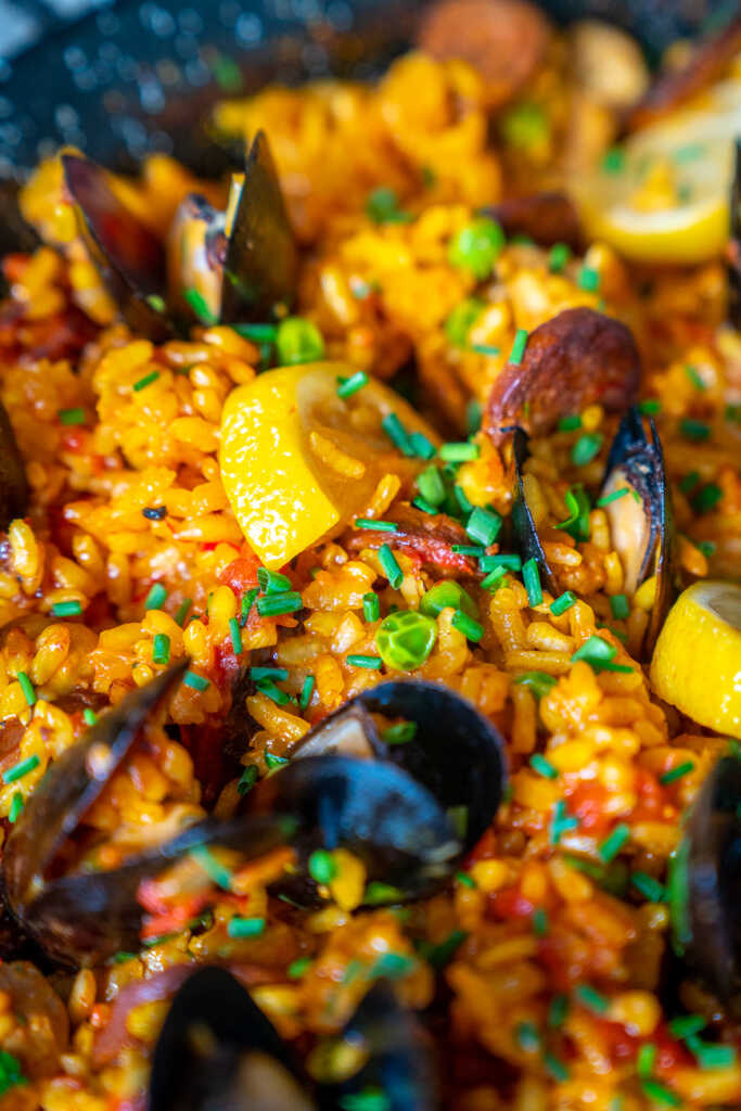 Paella Mixta 12 Tomatoes