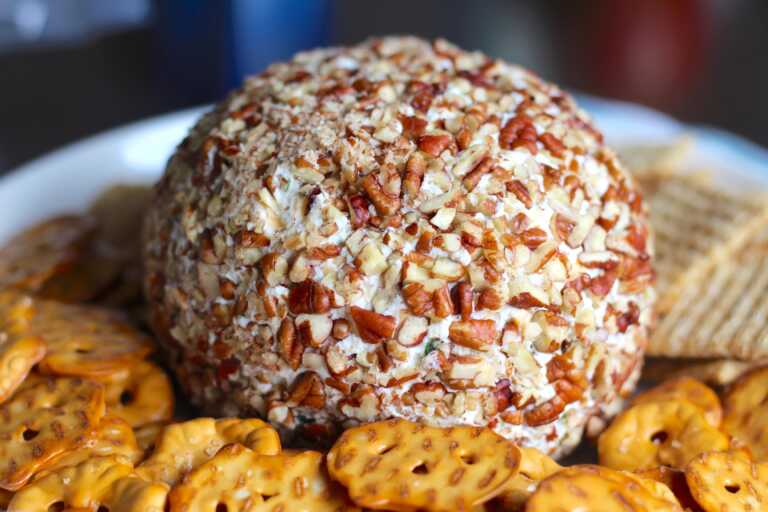 Pecan Blue Cheese Ball