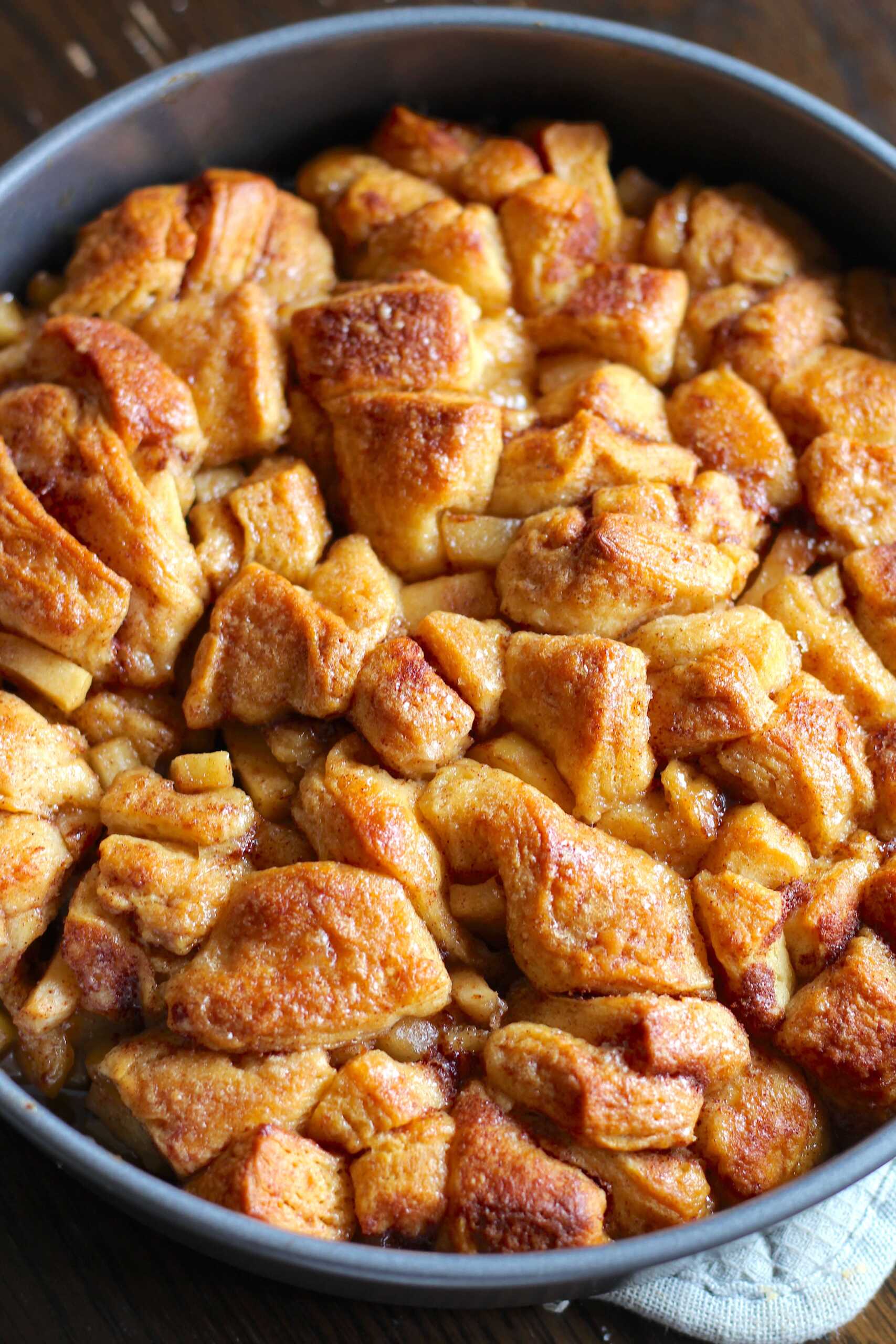 Apple Monkey Bread 5-min