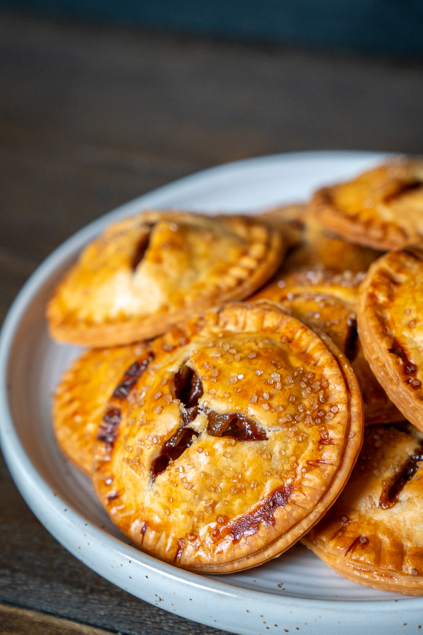 Easy Apple Hand Pies | 12 Tomatoes