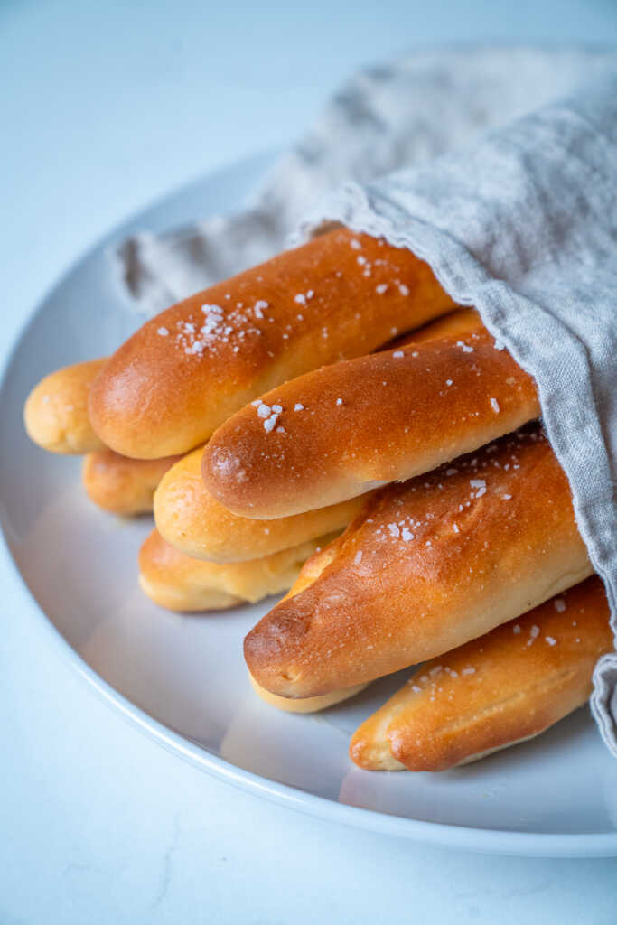 Copycat Olive Garden Breadsticks 12 Tomatoes