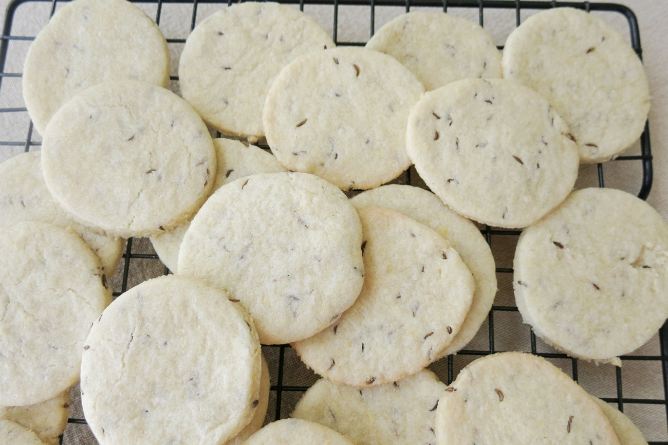 Cracknel Cookies