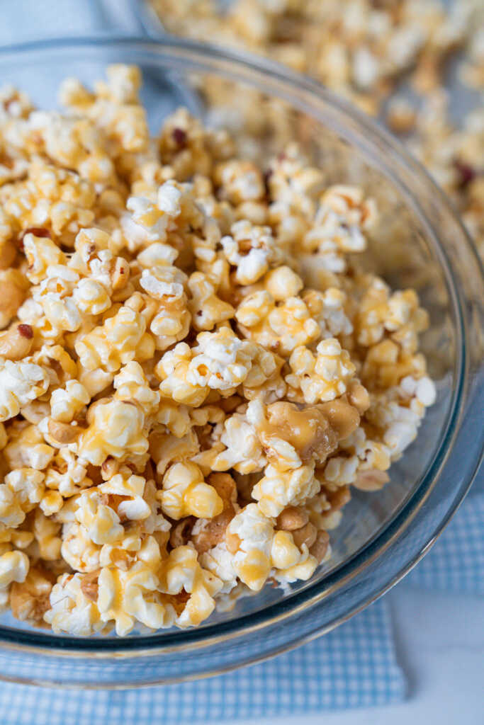 Homemade Amish Caramel Corn | 12 Tomatoes