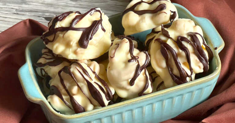 Amish Zebra Cashew Clusters