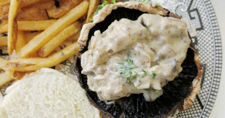 Beef Stroganoff Burgers