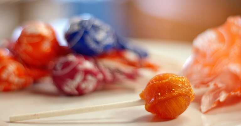 The Great Tootsie Pop Star Myth