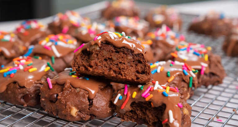 Italian Chocolate Meatball Cookies