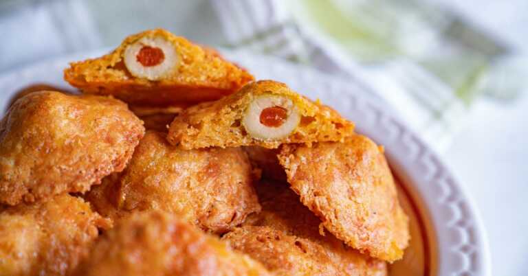 Olive-Stuffed Cheese Wafers