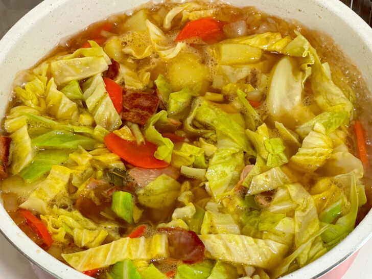 Irish Bacon Cabbage And Potato Soup 12 Tomatoes