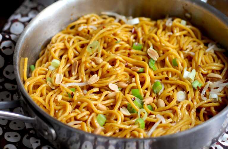 Quick Soy Sauce Noodles