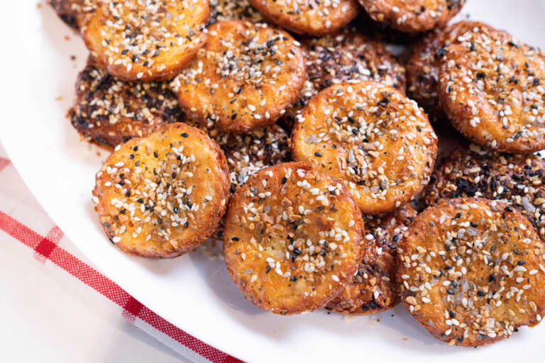 Everything Bagel Crisps