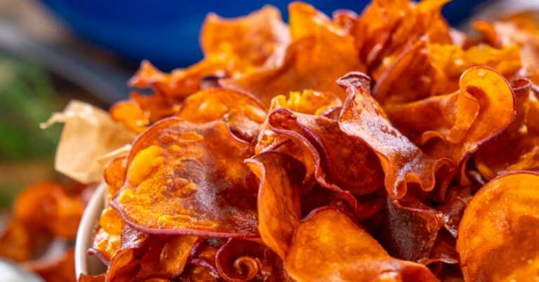 Cajun Sweet Potato Chips with Yogurt Dipping Sauce