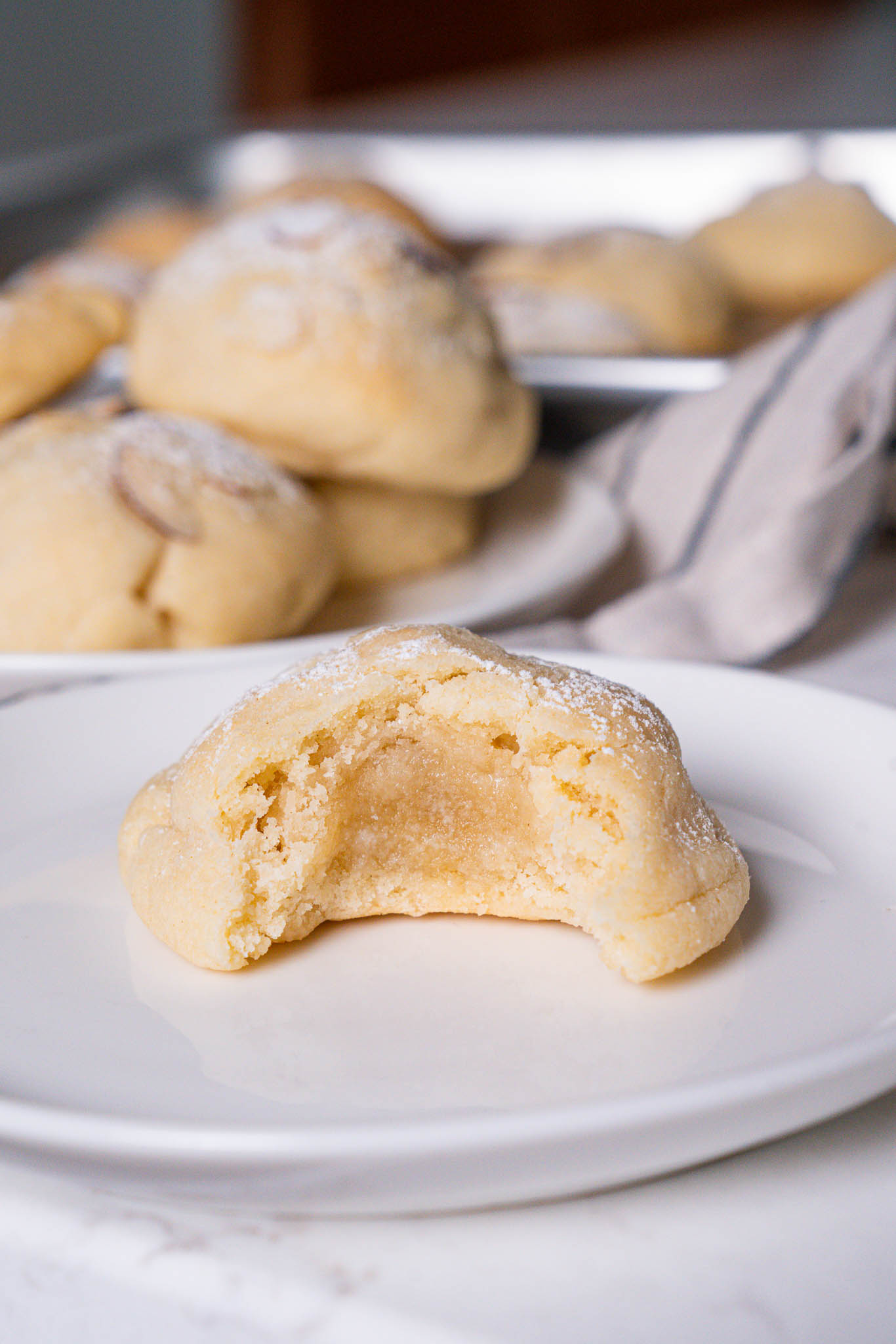 Almond Crossiant Cookies Vert-04