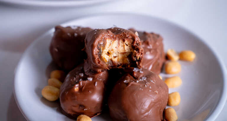 Date Snickers Bars