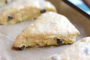 Raisin Scones 3-min