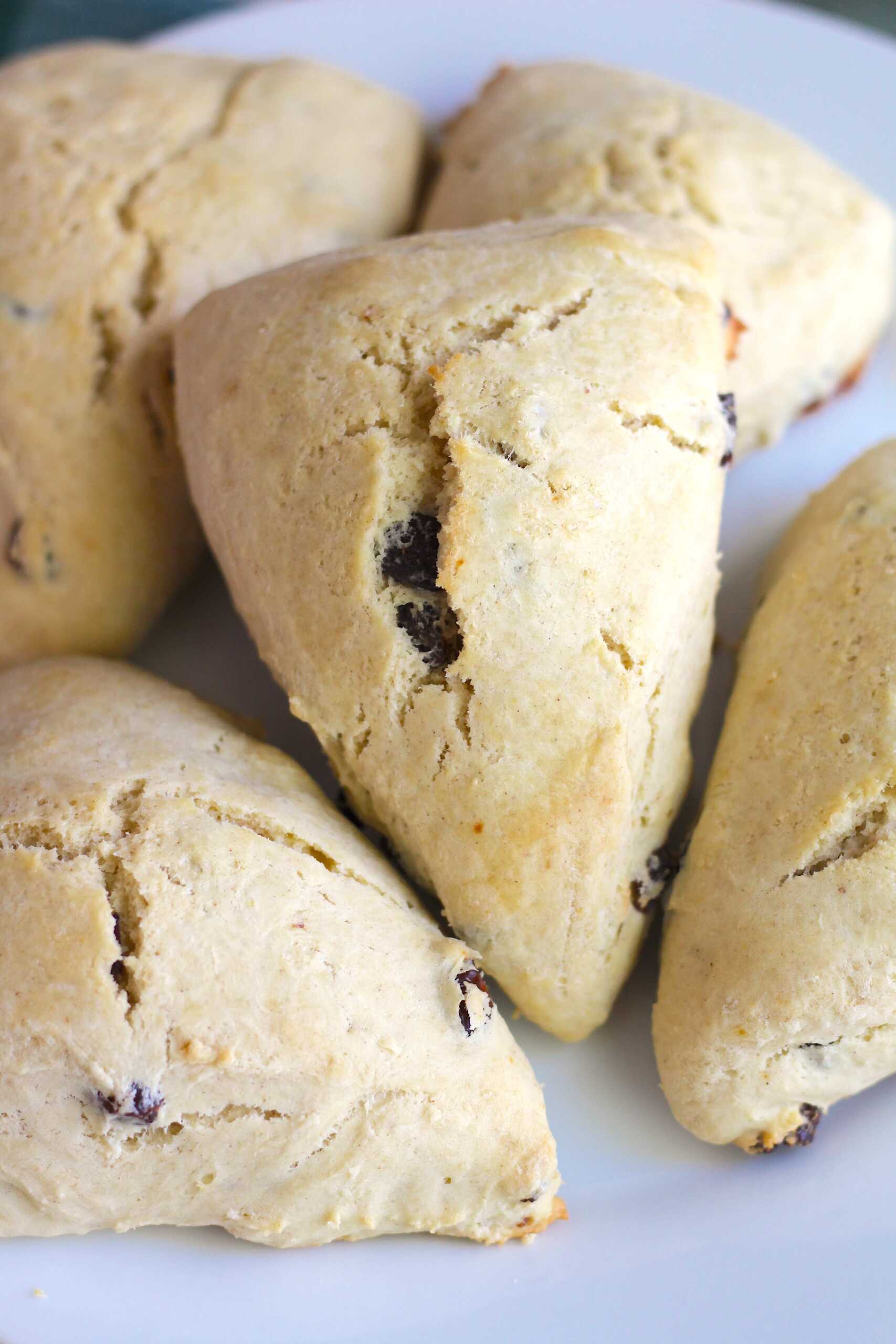 Raisin Scones 6-min