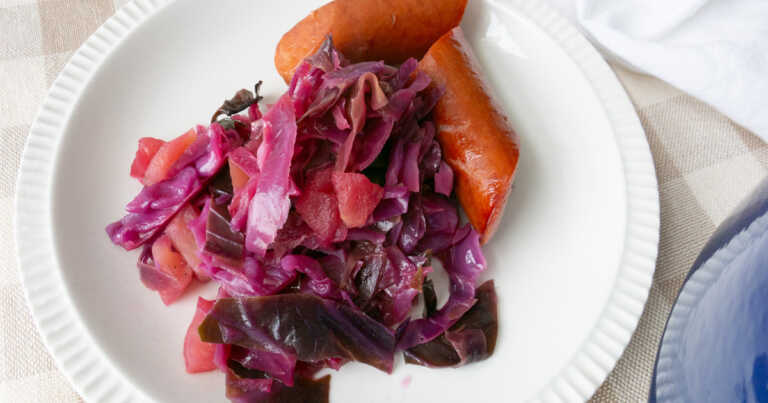 Red Cabbage and Apples