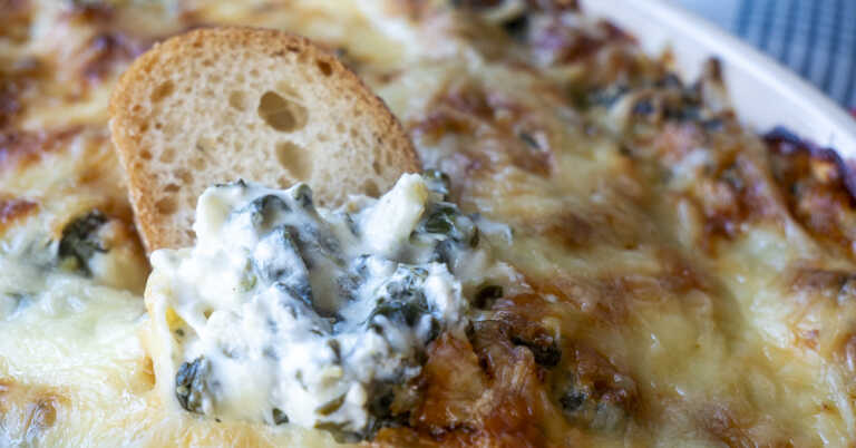 Baked Spinach Artichoke Dip