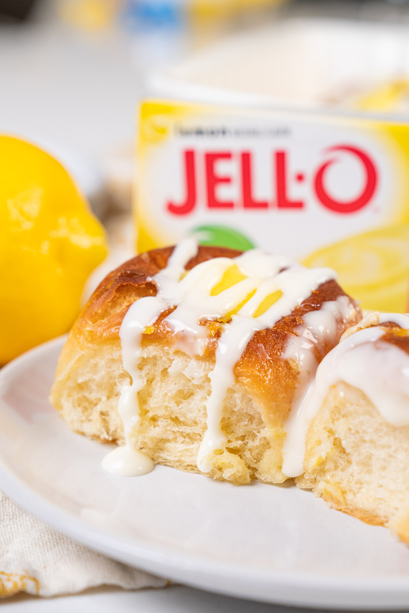 Lemon Cream Rolls Vert-13