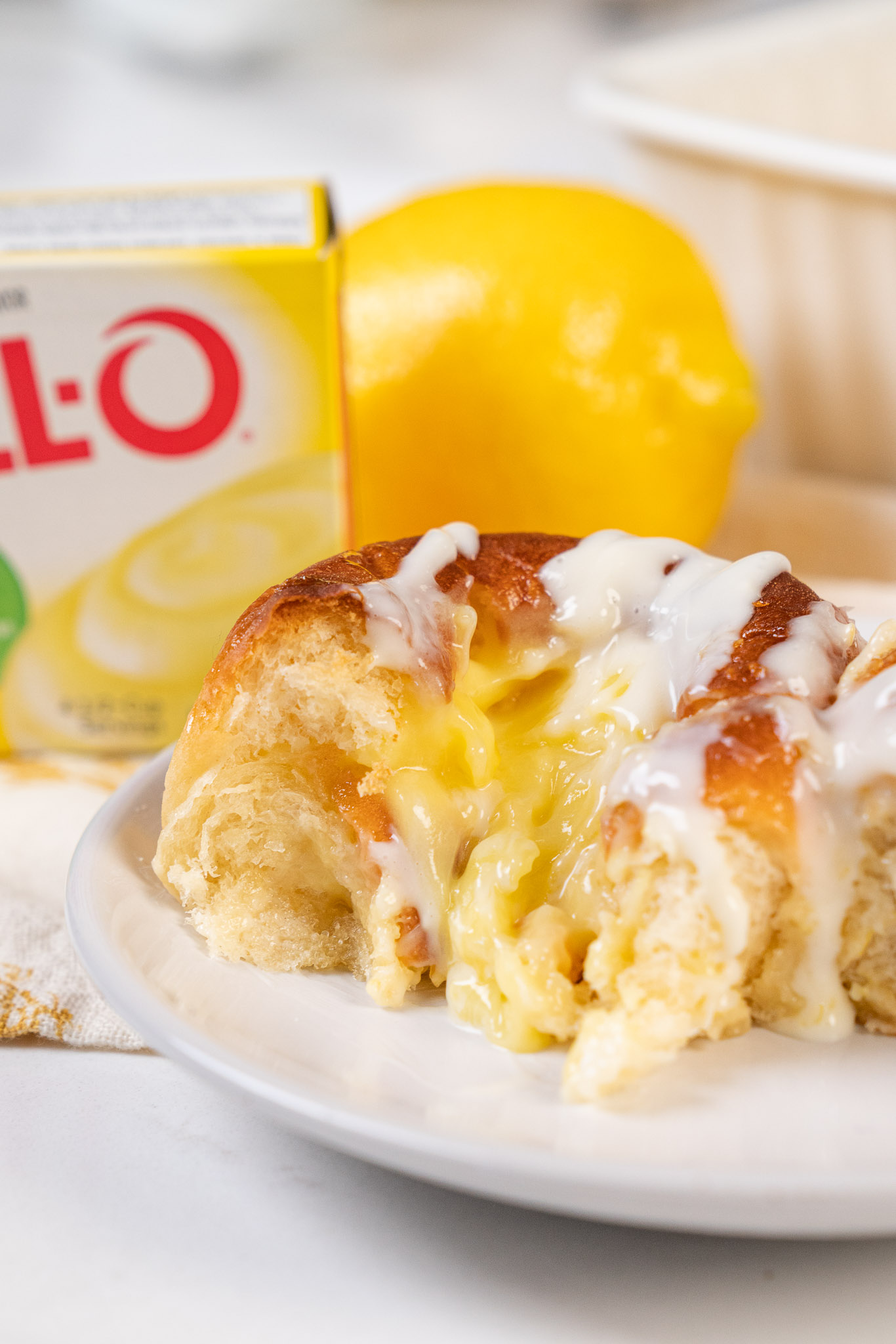 Lemon Cream Rolls Vert-10