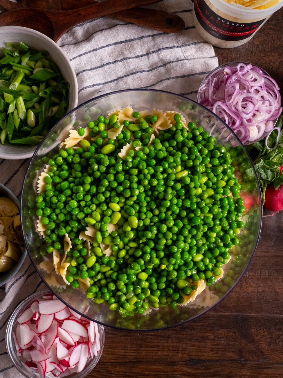 Layered spring pasta salad Vertical 24