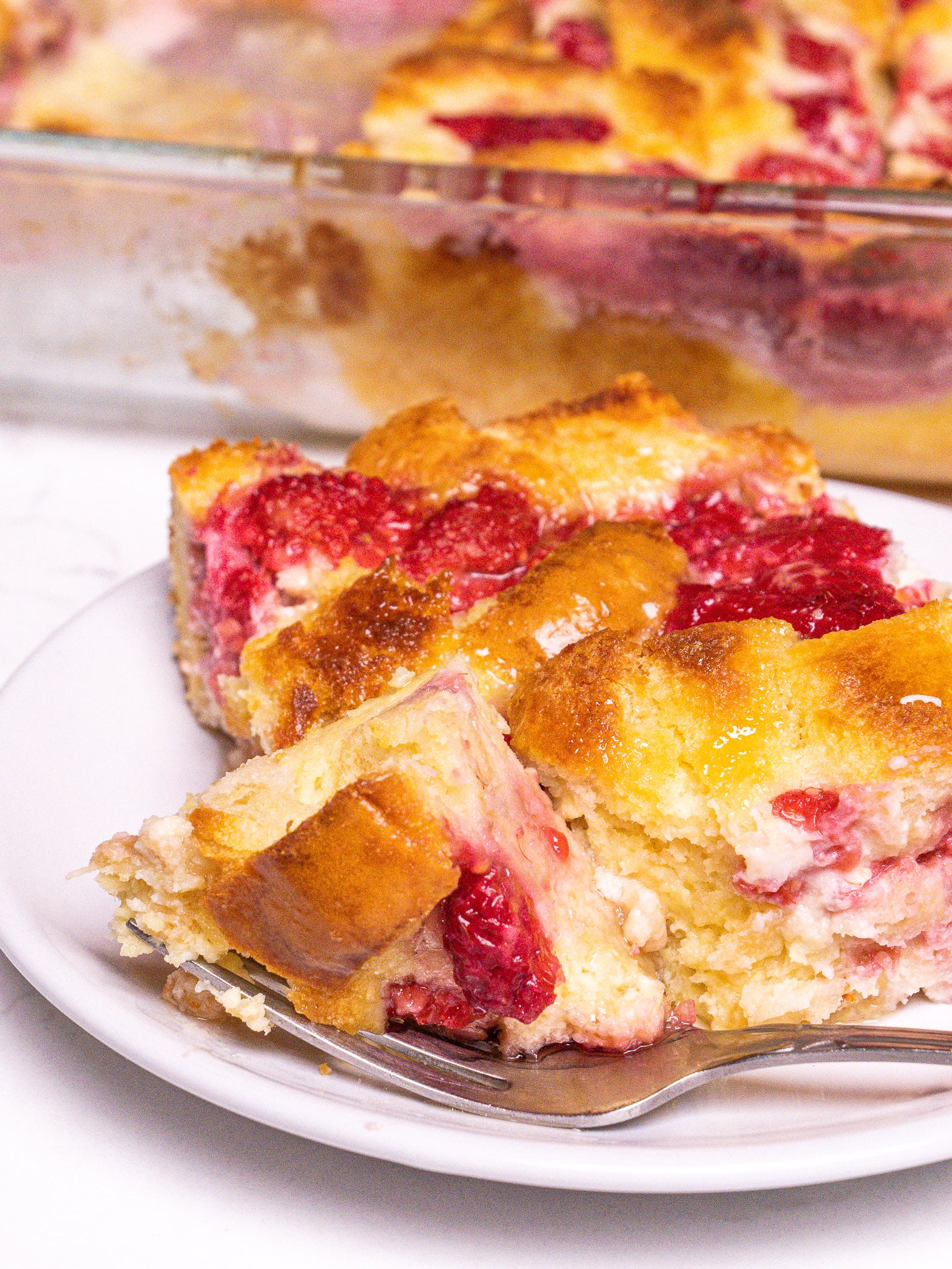 Raspberry French Toast Bake Vert-06-min