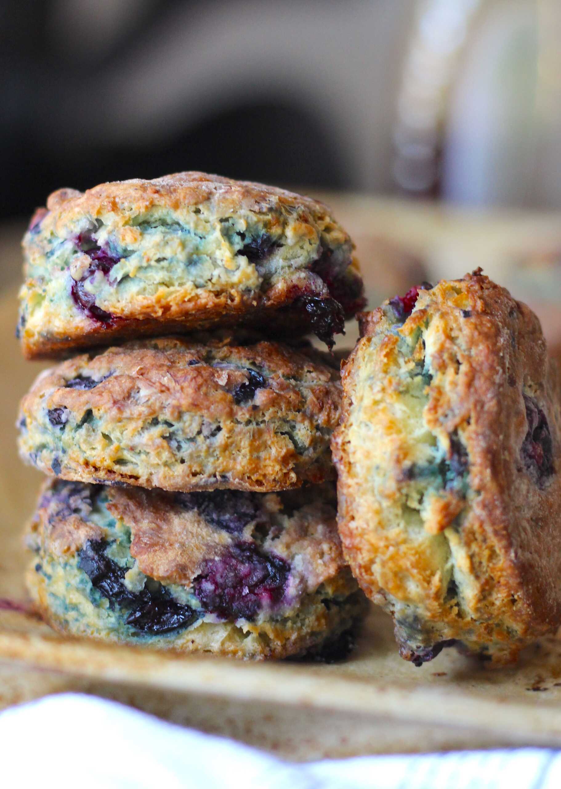 blueberry biscuits 9-min