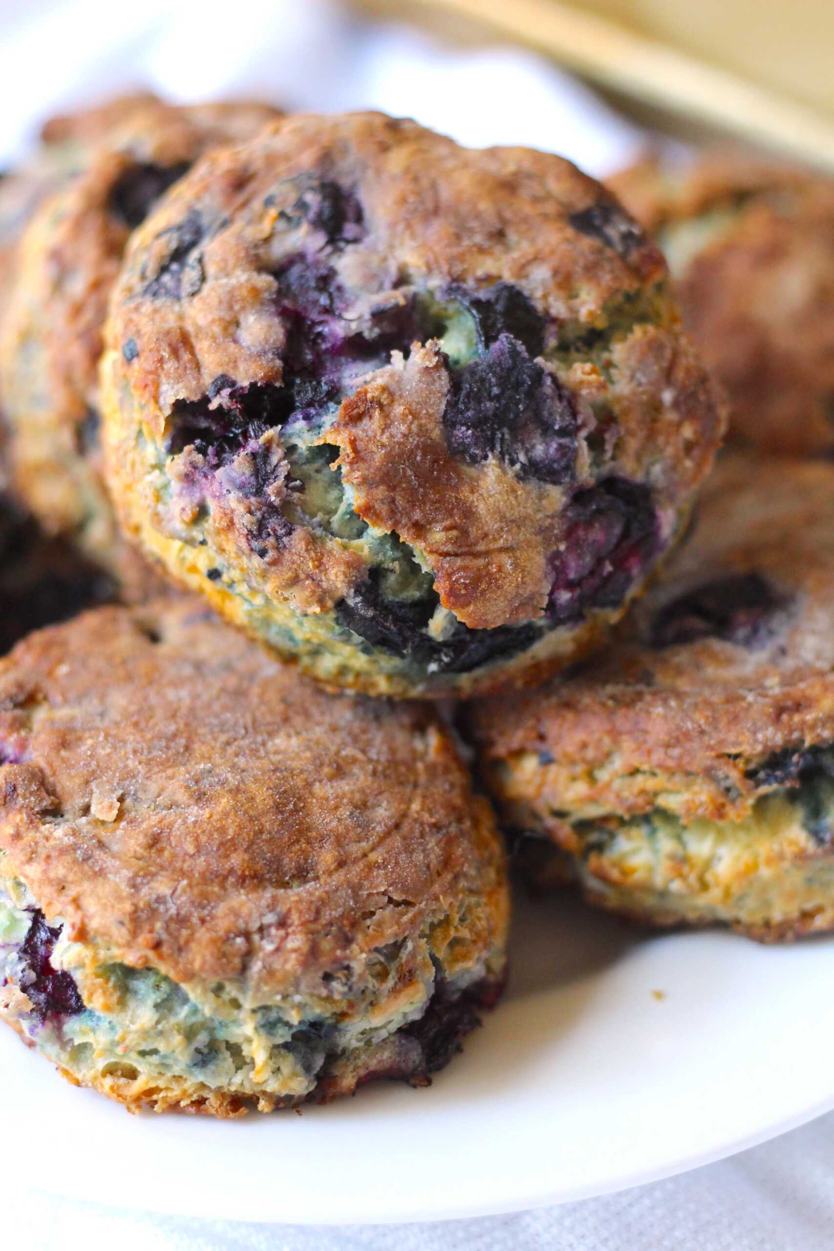 blueberry biscuits 10-min