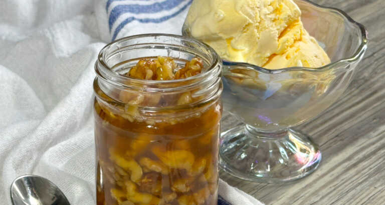 Wet Walnut Ice Cream Sauce