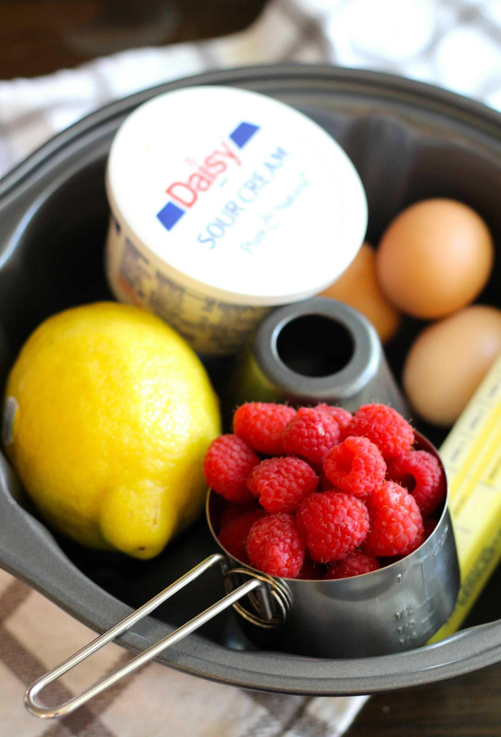Lemon Raspberry Bundt Cake 1-min