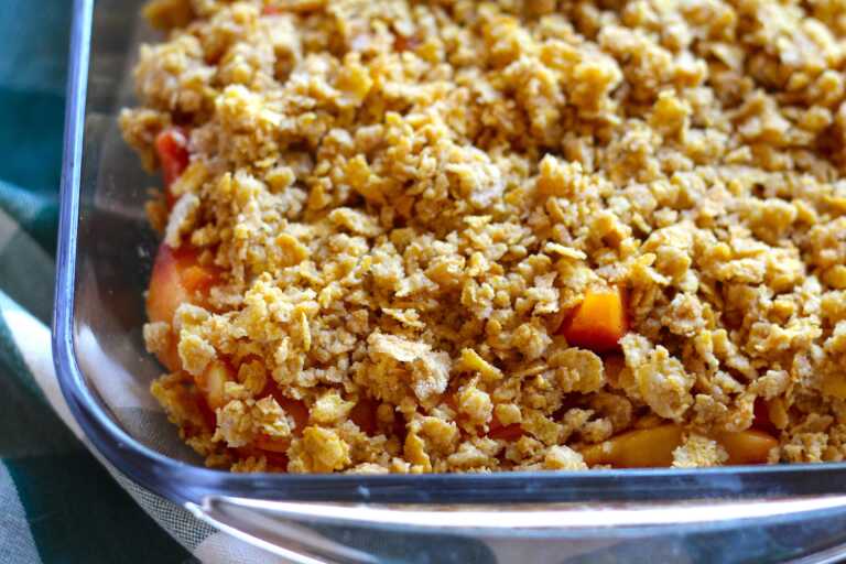 Cornflake Peach Crisp