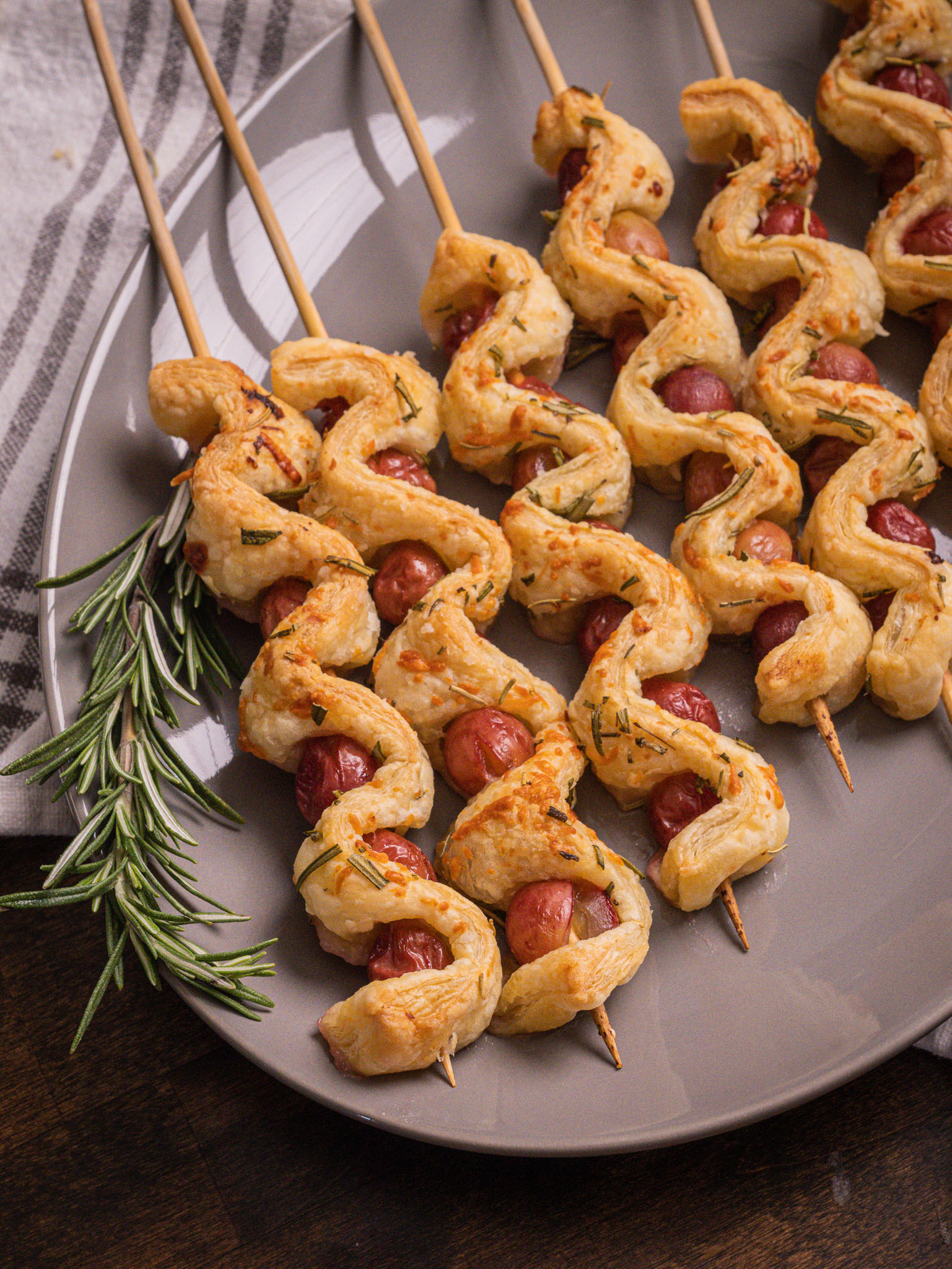 Rosemary Grape Skewers Hori-43