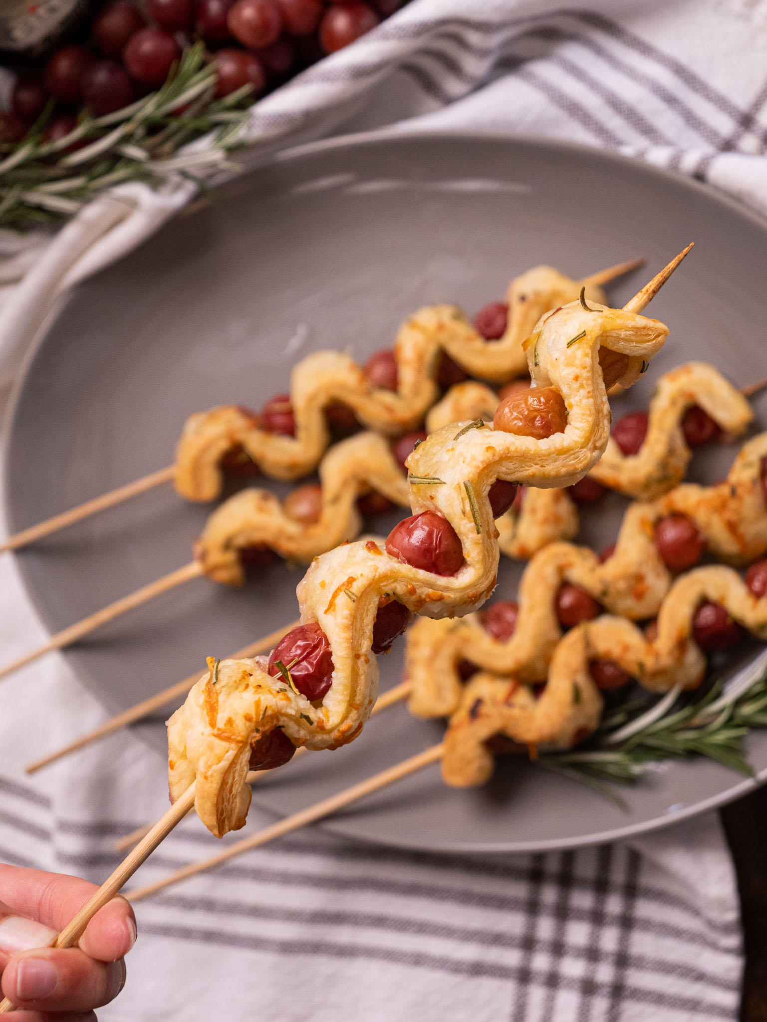 Rosemary Grape Skewers Hori-33