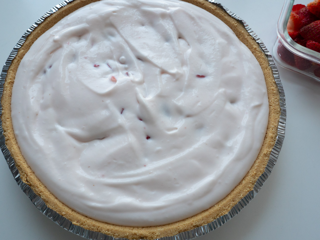 4-Ingredient Yogurt Pie
