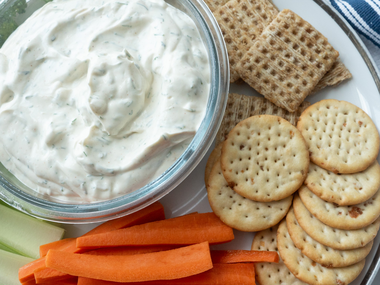 6-Ingredient Dill Dip