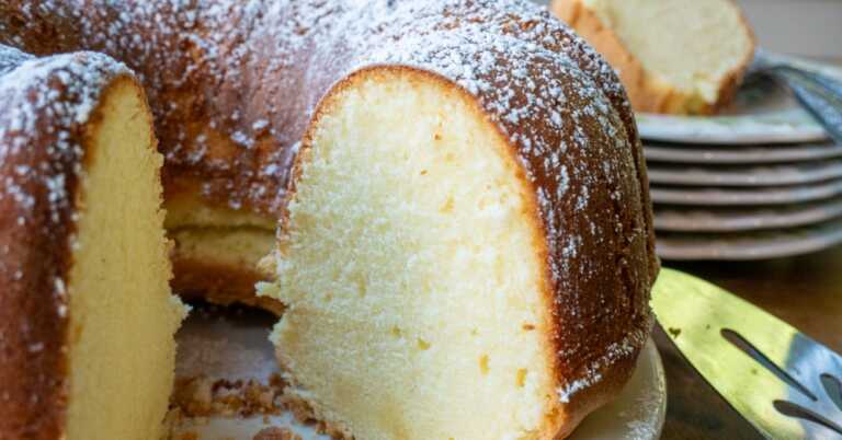 Elvis Presley’s Favorite Pound Cake