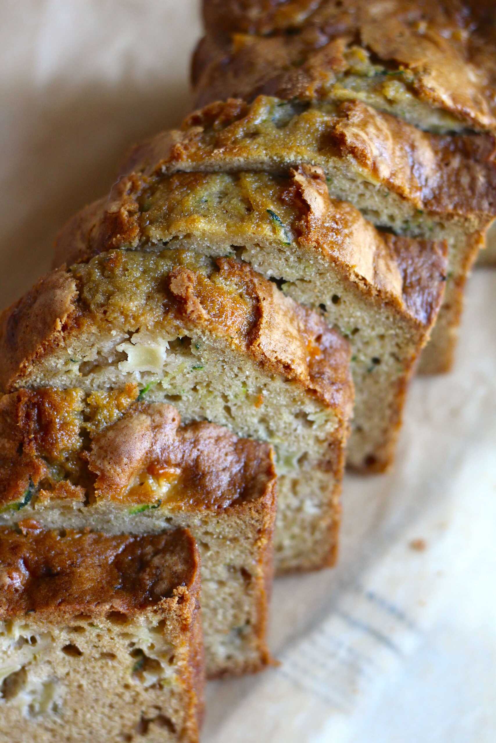 zucchini apple bread 12-min