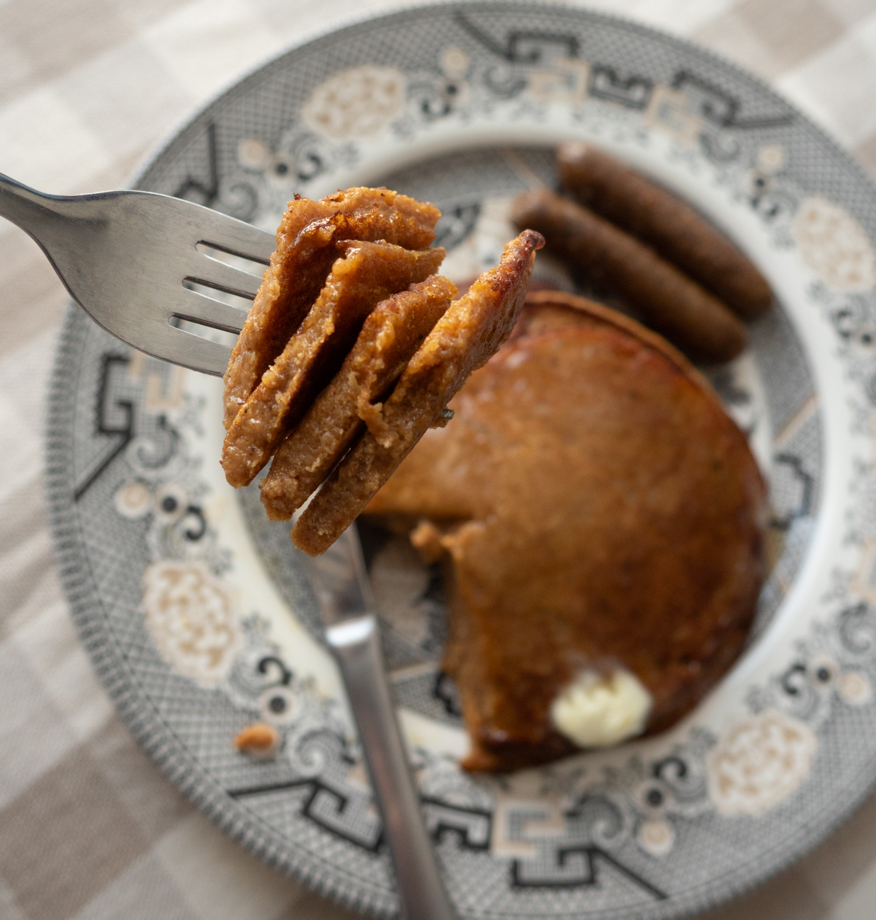 Gingerbread Pumpkin Pancakes
