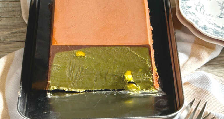 Napoli Torrone Dei Morti Al Pistacchio (Naples Pistachio Torrone of the Dead)