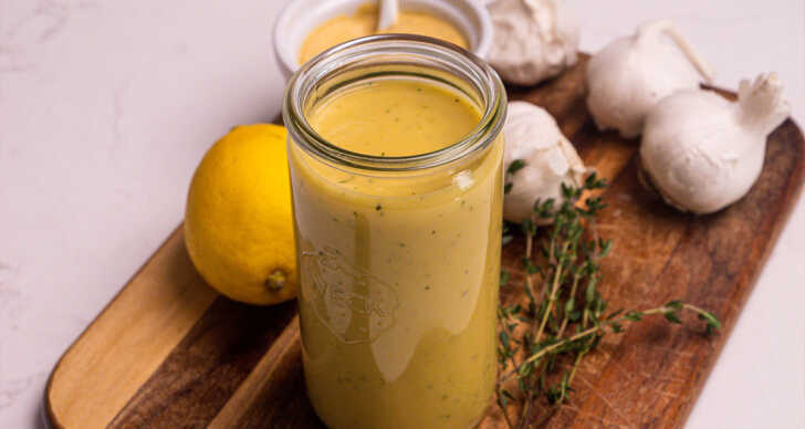 Creamy Garlic Dressing | 12 Tomatoes