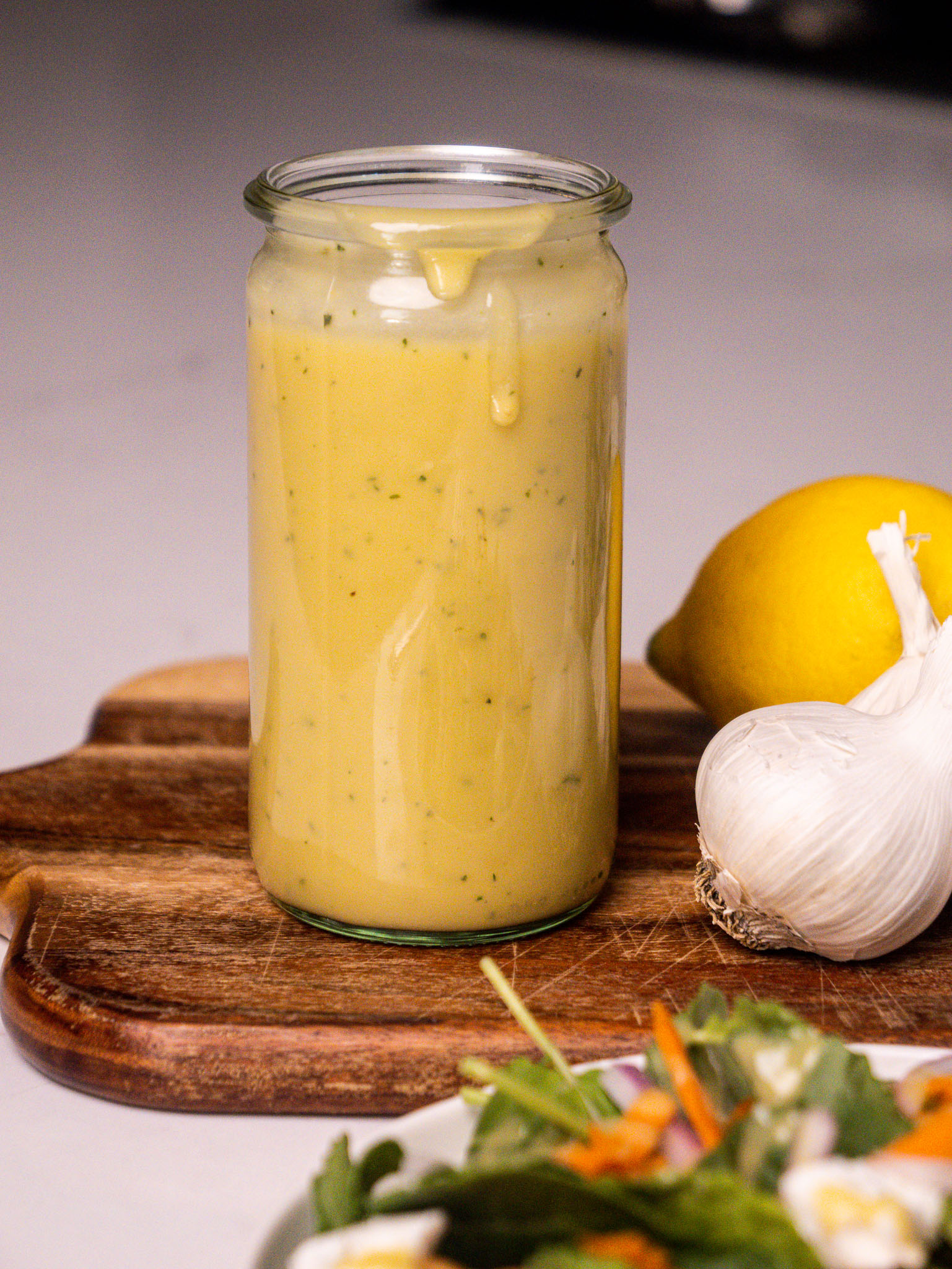 Creamy Garlic Dressing