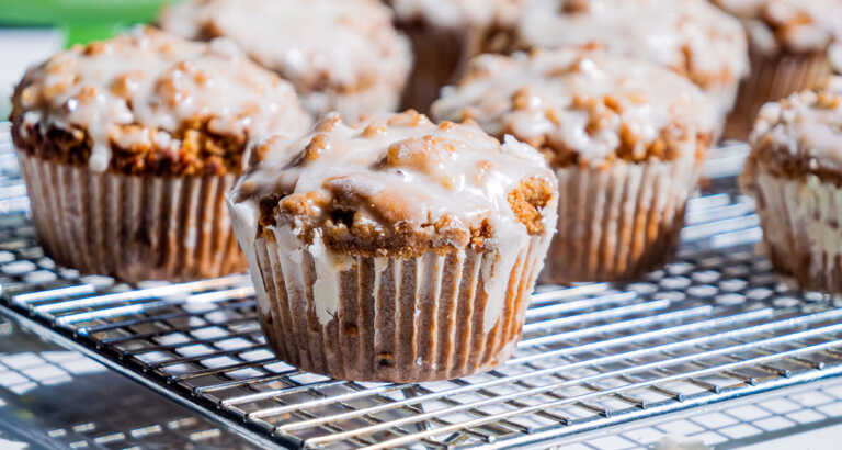 Apple Fritter Muffins