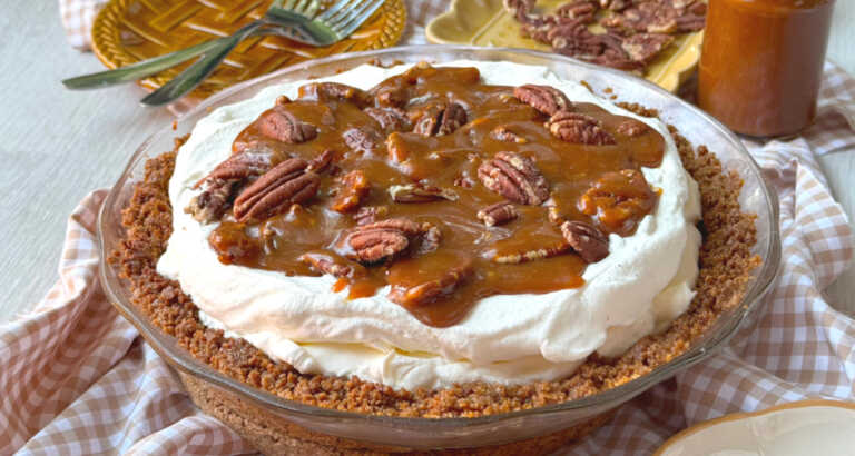 No Bake Pecan Pie Cheesecake