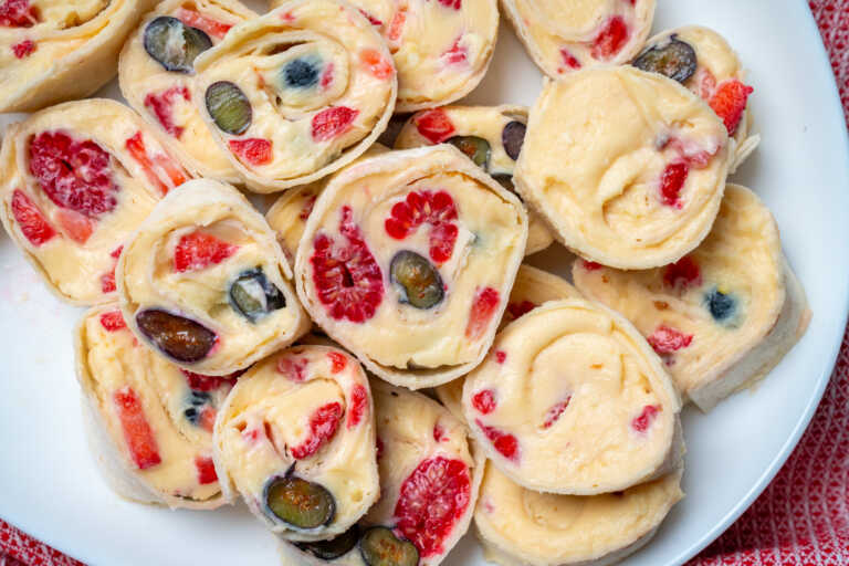Cheesecake Party Pinwheels