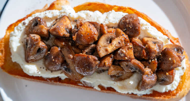 Creamy Mushroom Toast