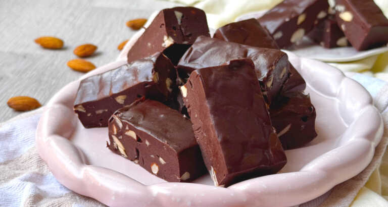 Romanian Chocolate (Ciocolata De Casa)