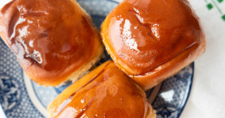 Lemon Crème Brûlée Donut Rolls
