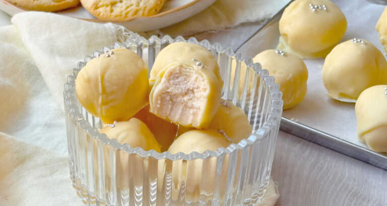 Sugar Cookie Truffles
